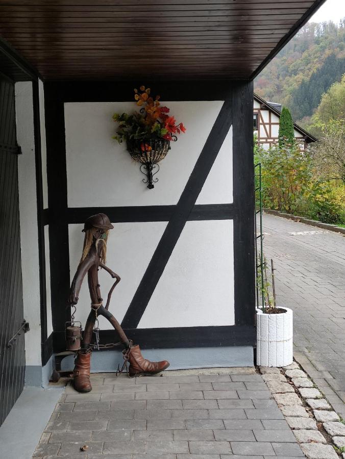 Ferienwohnung 'Unter Der Burg' Brodenbach Esterno foto